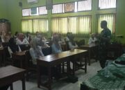 Pantau Situasi Pasca Pemilu 2024, Babinsa Jebres Sambangi Warga di Wilayah Binaan