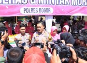 KAPOLRES BOGOR BEKERJASAMA DG BULOG ADAKAN GIAT BAZAR MURAH BERAS DAN MINYAK