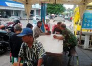 Ramah Dan Humanis, Babinsa Sudiroprajan Wujudkan Keakraban Dan Dengarkan Keluh Kesah Warga