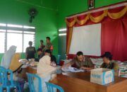 Babinsa Koramil 22 Wonosari Dampingi Penyaluran Bantuan Beras Tahap V Di Balai Desa Sidowarno