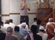 Kapolsek Caringin Terjun Langsung Giat Sholat Jumat Keliling dan Berikan Tausiah Kamtibmas Sebagai Wujud Kedekatan Dengan Warga Binaan*