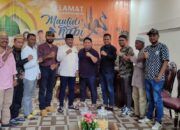 Warga Bireuen Menghadiri Open House H.Mukhlis, Calon Bupati