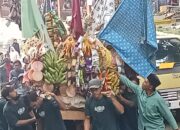 Ritual Selamatan Air,Candi Belahan Jowo Ribuan Warga Berebut Ancak Berkah