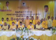 Ketua DPD Partai Golkar H Muklis takabaya SH, mengelar rapat pleno penetapan calon pimpinan Dewan Perwakilan Rakyat Kabupaten (DPRK).