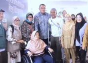 Bentuk Peduli Terhadap Penyandang Disabilitas, Ketua DPRD Kabupaten Bogor Rudy Susmanto Berikan Ratusan Kursi Roda 