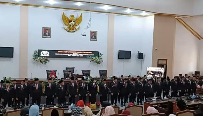 Sebanyak 45 Anggota DPRD Sampang Periode 2024 – 2029 Resmi Dilantik
