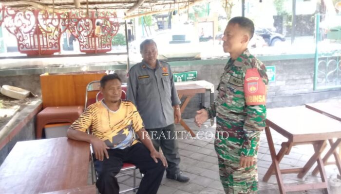 Kendarai Motor, Babinsa Keprabon Bersama Linmas Laksanakan Patroli Kamtibmas