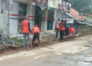 Dinas PUPR Lakukan Rekonstruksi Jalan di Kecamatan Tenjolaya Kabupaten Bogor