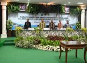 Ketua DPRD Kabupaten Pamekasan umumkan Prestasi dalam rapat Paripurna Hari Jadi Ke-494
