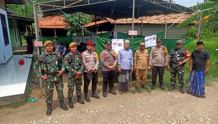Pastikan Keamanan Pilkada, Kasat Reskrim Polres Bangkalan Tinjau ke Lokasi Pemilihan di Blega