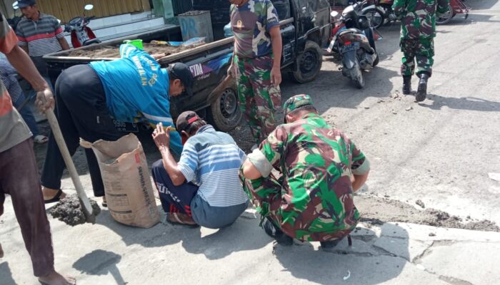 Peduli Sesama Media REALITA Bersama Masyarakat TNI/Polri Bakti sosial