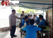 Sambangi SDN Sampangan, Babinsa Pasar Kliwon Berikan Motivasi Dan Tingkatkan Semangat Belajar Siswa