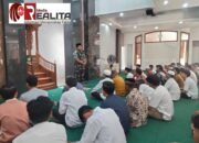Danramil 04/Jebres Laksanakan Sholat Jum’at Bersama Dan Berikan Wawasan Kebangsaan di Masjid LDII Pucangsawit