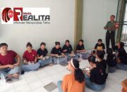 Jangan Kendor..!!Babinsa Koramil 04/Jebres Terus Bantu Pendistribusian Makan Bergizi Gratis di SMKN 08/Surakarta
