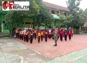 Bati Bhakti TNI Koramil 02/Banjarsari Berikan Materi PBB Dan Wasbang Kepada Siswa-siswi SMPN 7 Surakarta