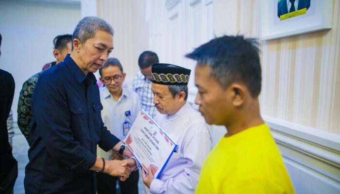 16 Warga Kota Bogor Terima Santunan Korban Bencana Alam