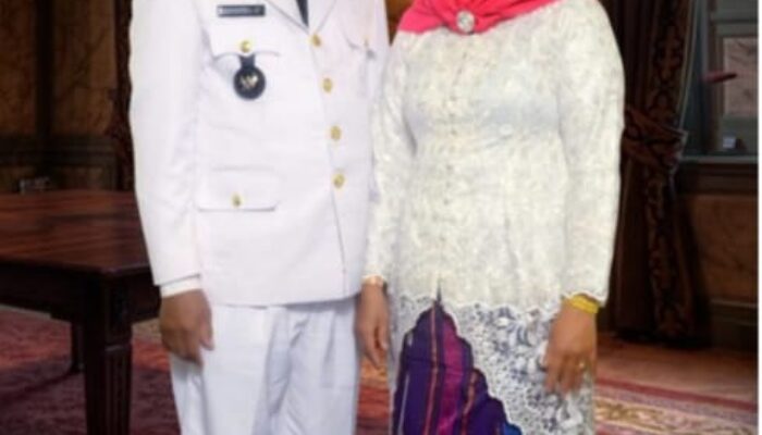 Pelantikan Bupati dan Wakil Bupati Tanjabtim Bertabur Ucapan Selamat