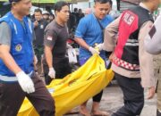 Pemotor Terjebur Kedalam Sungai Berantas, Ditemukan Mengapung Tak Bernyawa