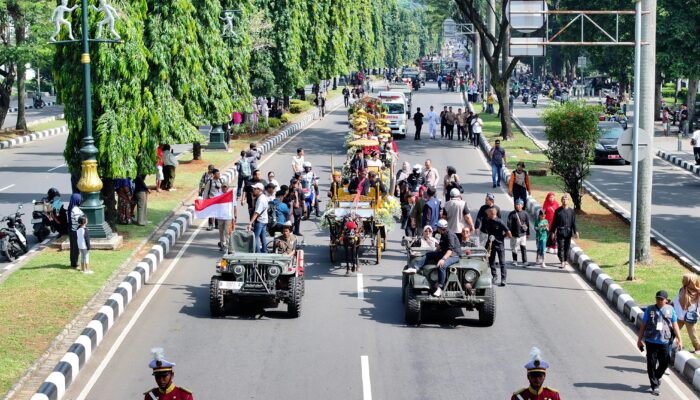 Bupati Bogor Tegaskan, Helaran Budaya HJB ke-543 Jadi Simbol Kebangkitan Budaya dan Ekonomi Di Bumi Tegar Beriman