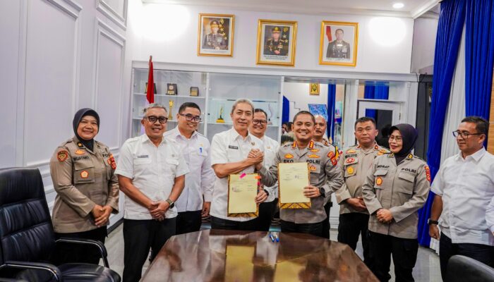Pemkot Bogor Serahkan Hibah Lahan untuk Polsek Bogor Tengah dan Tanah Sareal