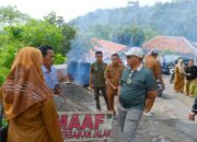 Tinjau Pembangunan jalan Hotmix, Ketua DPRD Sarankan kontrakto Tambah Pekerja