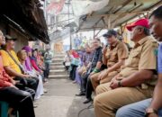 Puluhan Pedagang Pasar Gondanglegi Berharap Pemkab Bangun Gedung Pasar Yang Representatif.