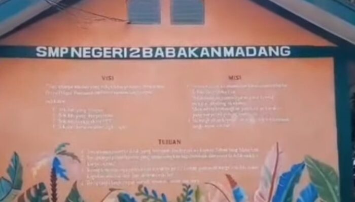 Pemotongan Upah Penjaga Sekolah SMPN 2 Babakan Madang Tuai Sorotan