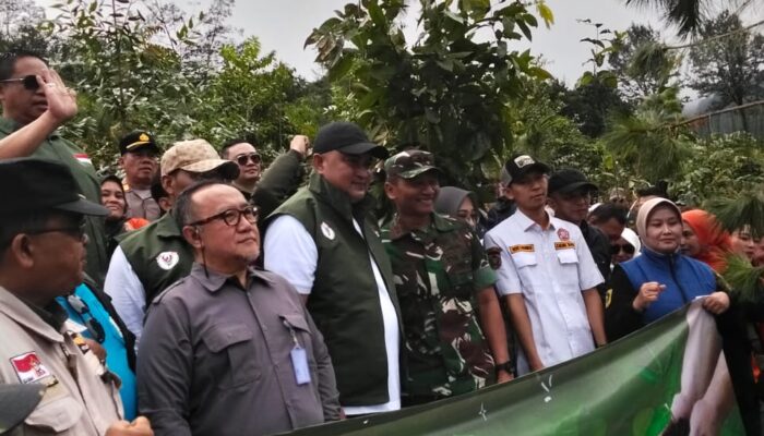 Bupati Bogor Pimpin Penanaman Pohon Serentak di Desa Tugu Utara Cisarua, Wujudkan “Menanam untuk Indonesia”