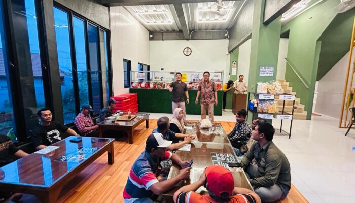 Soetikno Gelar Bukber Bersama Tokoh Masyarakat dan Perangkat Di Lingkungan Perusahaan