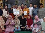 Pemkot Bogor Menyerahkan Dana Hibah ke DKM Masjid Al-Mi’raj di kelurahan Cibuluh