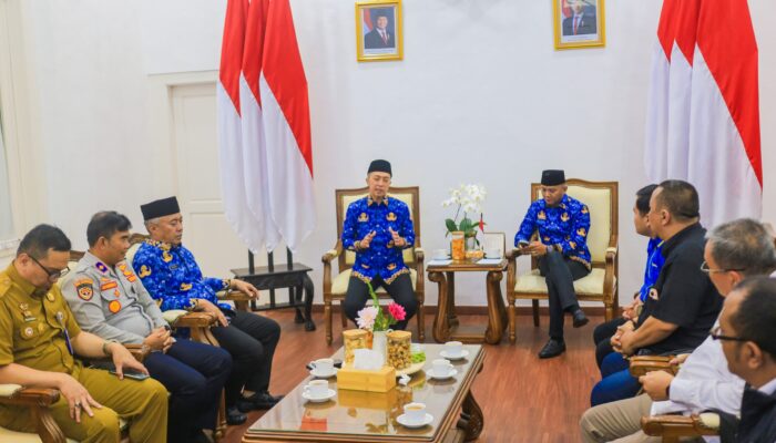 Angkot Usia di Atas 20 Tahun Dilarang Mengaspal