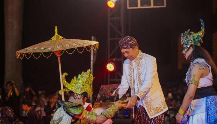 Helaran Pajajaran, Dedie Rachim Ingatkan Falsafah Hidup Masyarakat Sunda