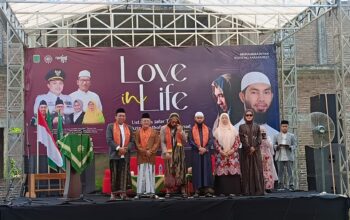 Wabup Sobih Asrori Ajak Ormas MU dan NU Terus Bersinergi Bangun Pasuruan,Ini Pesanya di Acara Tabliq Akbar Lapangan Desa Ngerong -Gempol.