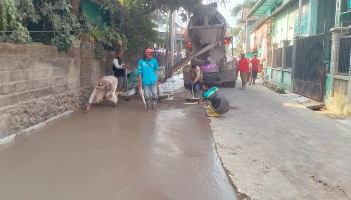 Usai Di Bangun,Mayarakat Desa Rejosasi Kraton Berharap Jalan Tak Mudah Rusak Dan Bebas Genangan Banjir