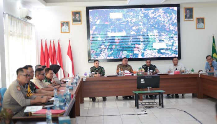 Bupati Bogor Komitmen Tangani Banjir Bogor Utara Lewat Normalisasi Irigasi