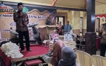 Ruwah Desa Kupang Gelar Wayang Kulit, Berbagi Doorprice Hadiah