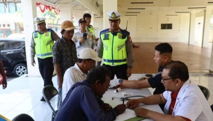 Upaya Menekan Angka Kecelakaan, Satlantas Tanjung Perak dan Dishub Surabaya Gelar Ramp Check di Kawasan Ampel