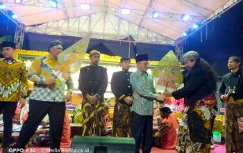 Wabup Pasuruan Hadiri Pagelaran Wayang Kulit Di Situs Prasasti Cunggrang  Sukci Desa Bulusari Gempol, Ini Pesan Pentingnya