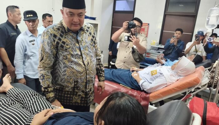 Diduga Keracunan MBG, 481 Siswa SMP di Dramaga Bogor Menjalani Perawatan